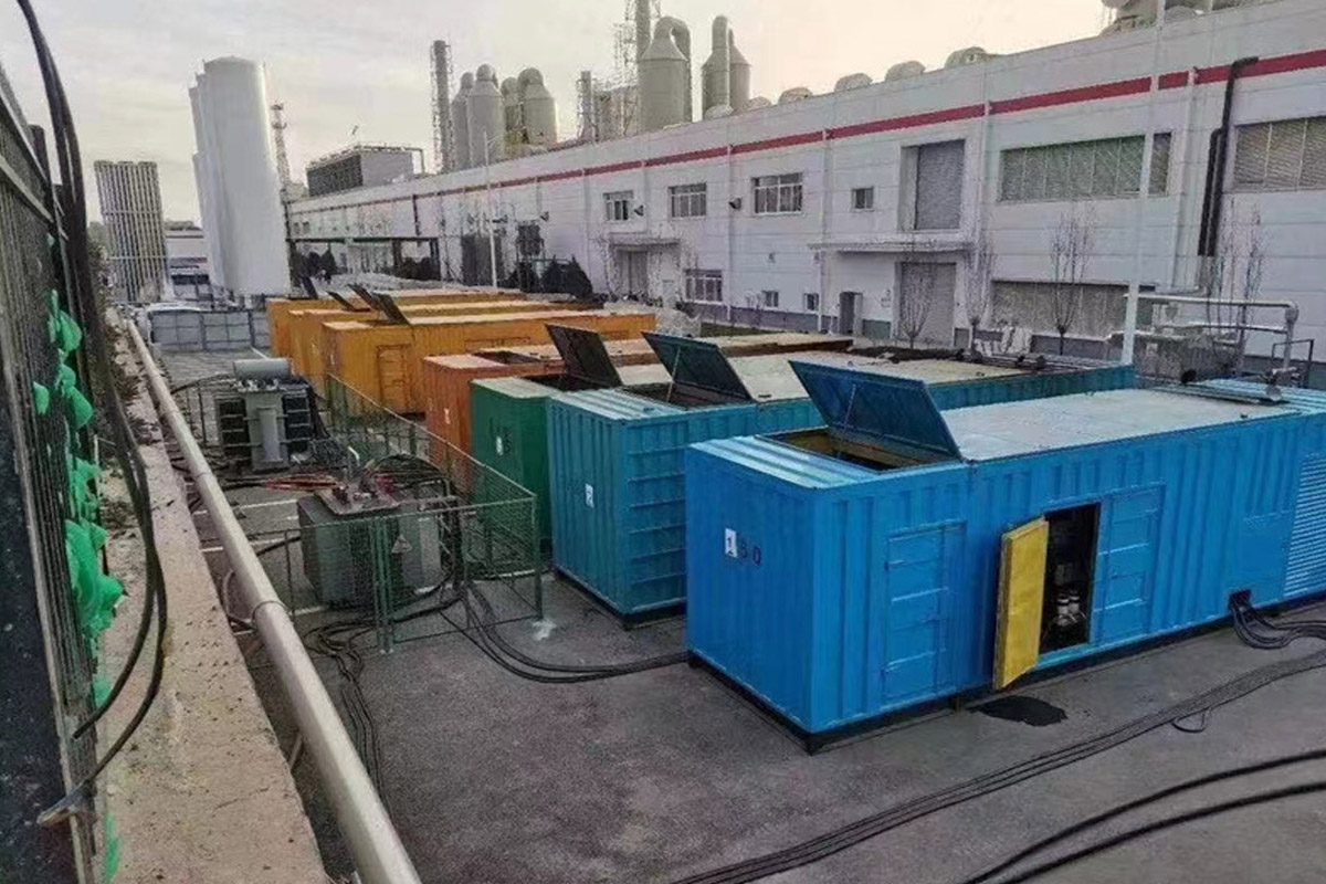 巧家发电机租赁施工现场